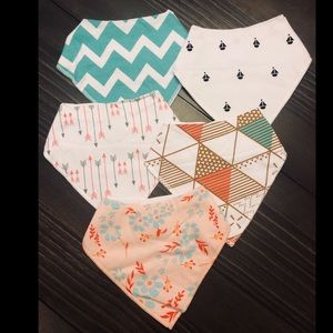 5-pack Girls Bandana Bibs